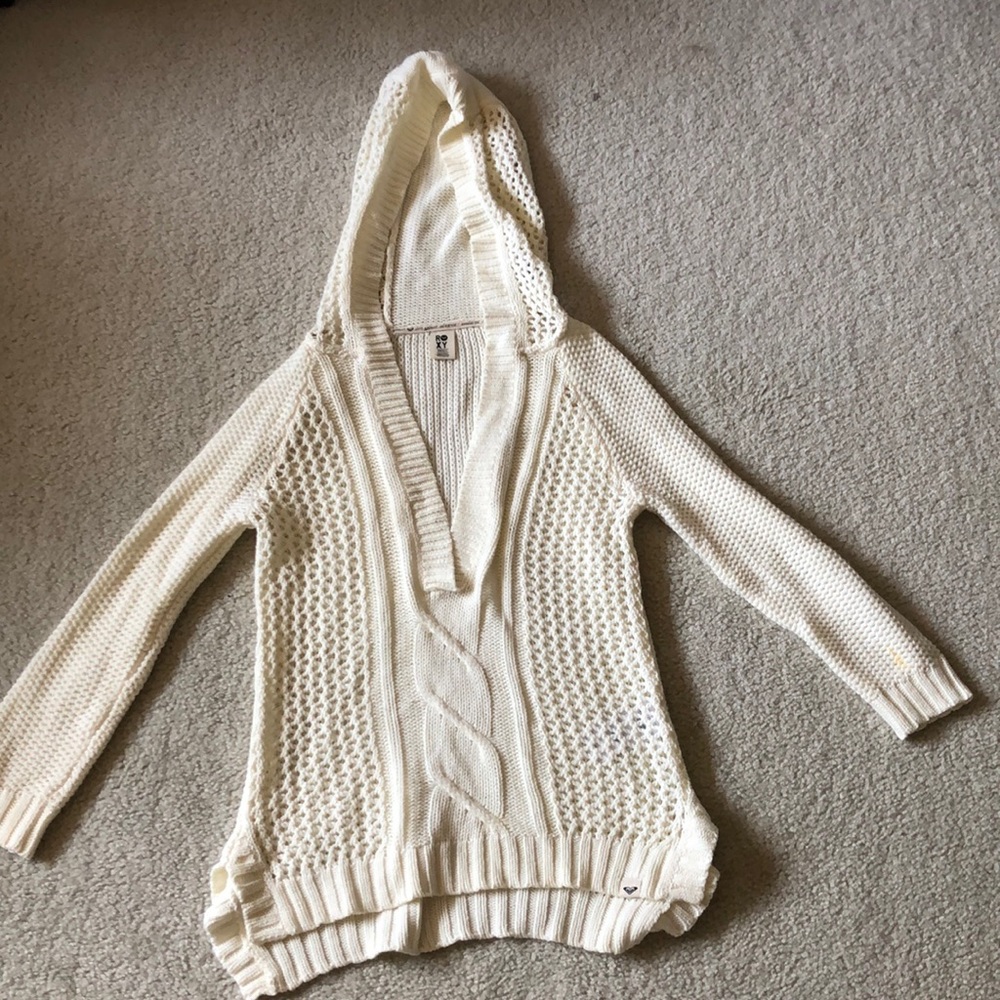 cream sweater with v neck
